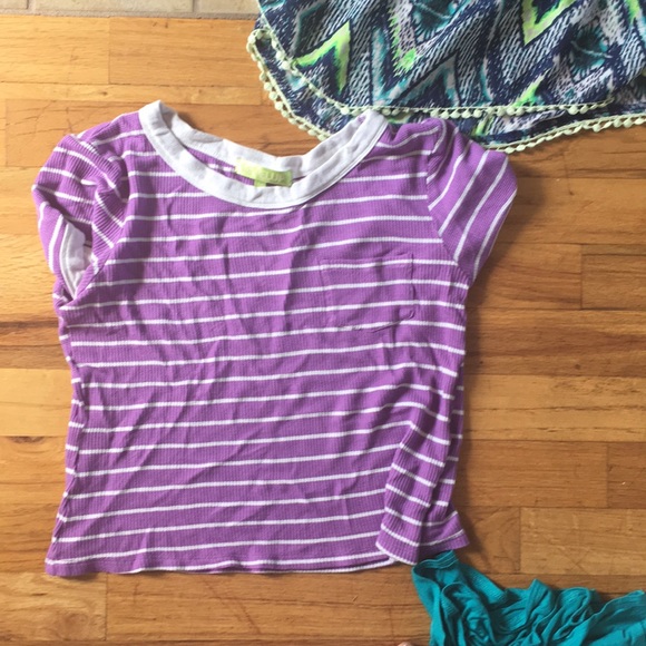 Four patterns shirts - Picture 4 of 5